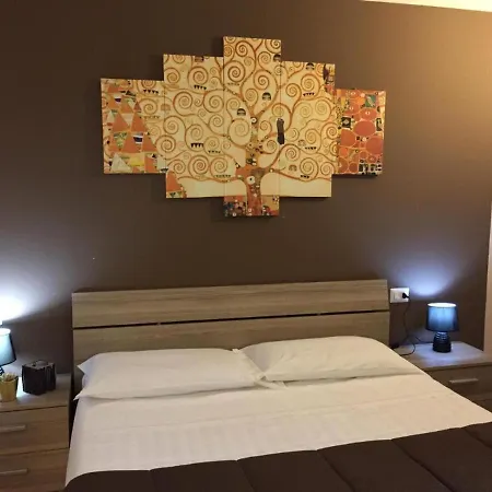 Ded 2 Only Sleep Bagno Privato * Parme